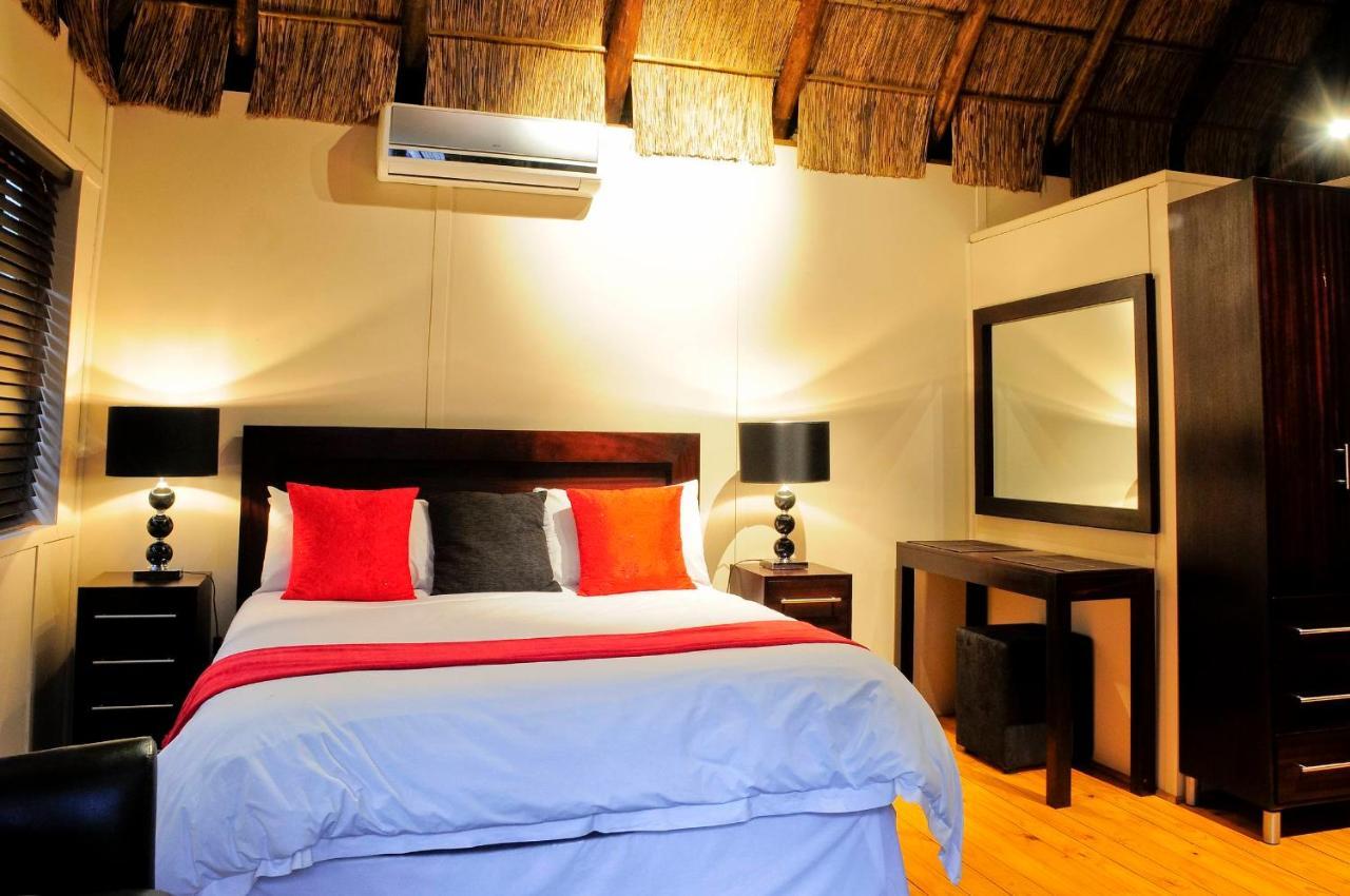 Impa-Lala Country Estate Bed and Breakfast Bloemfontein Buitenkant foto